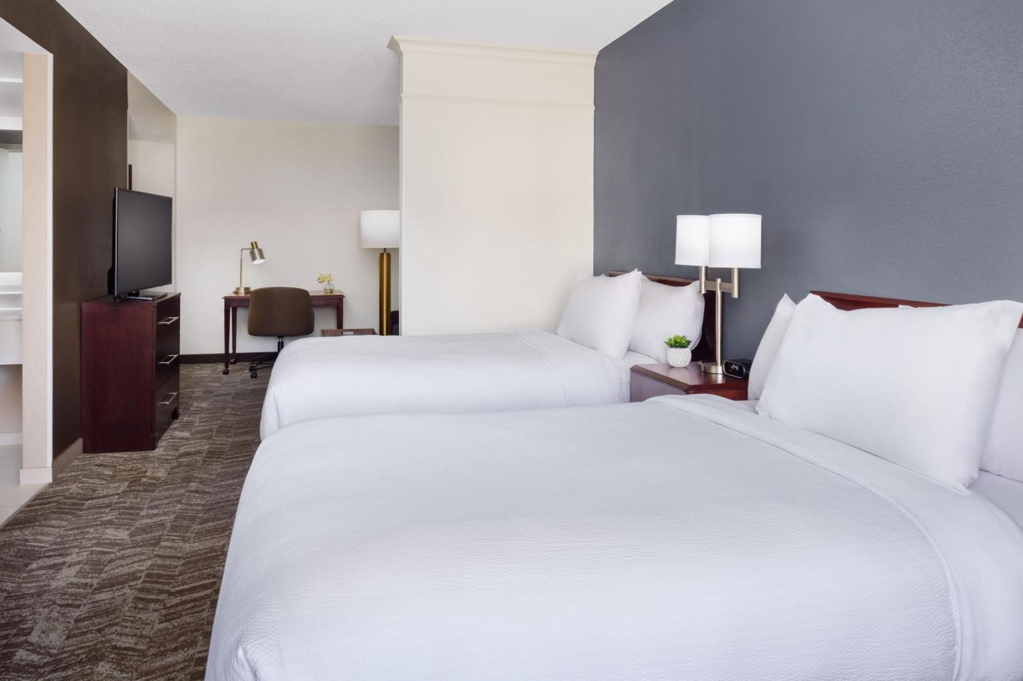 SpringHill Suites Manchester-Boston Regional Airport Exterior foto